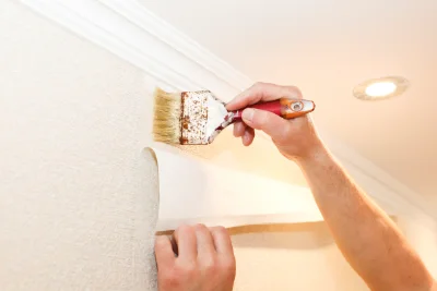 Pose de papier peint à Saint-Gaudéric — revêtements muraux et toiles de verre